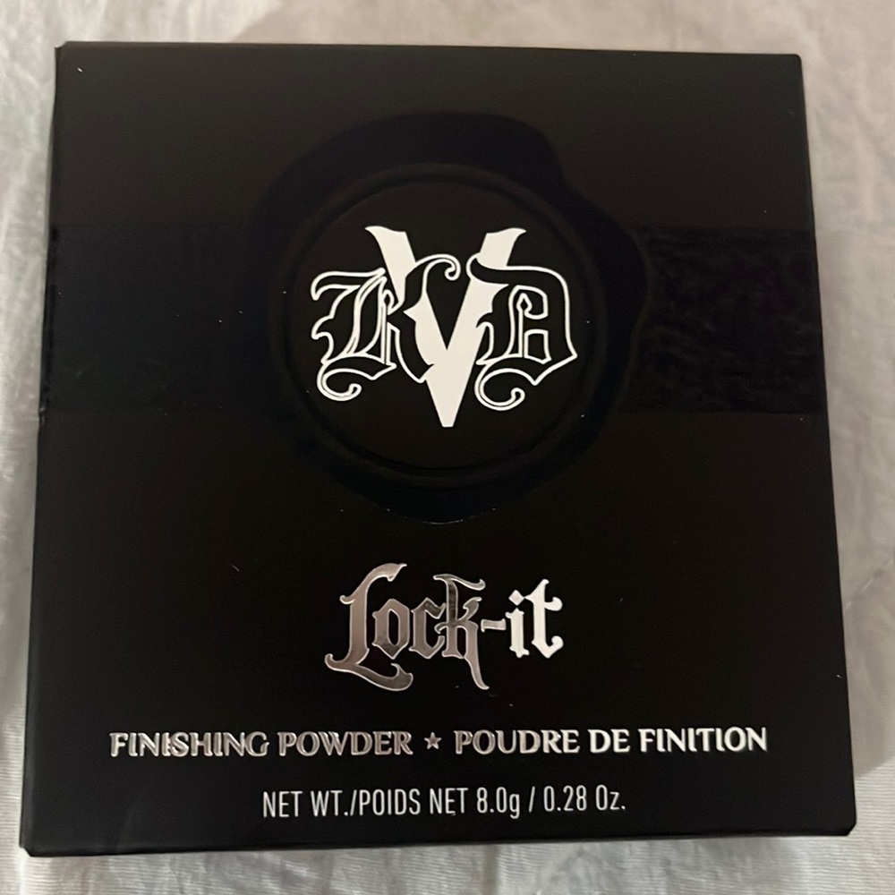 NEW!!! KAT VON D FINISHING POWDER